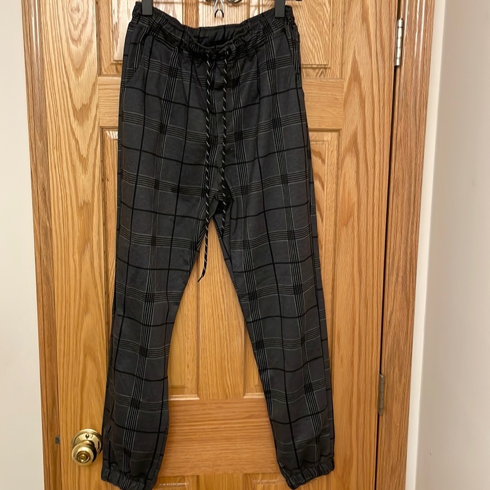 Shein dark grey plaid joggers.
